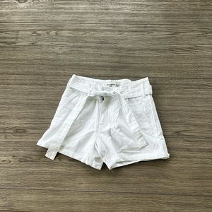 Abercrombie Kids Mom Jean Short White Size 13/14 Girls (New)